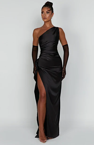Alisha Robe de Soirée Femme – Robe Asymétrique en Satin de Luxe avec Fente Haute & Coupe Élégante - Image 3