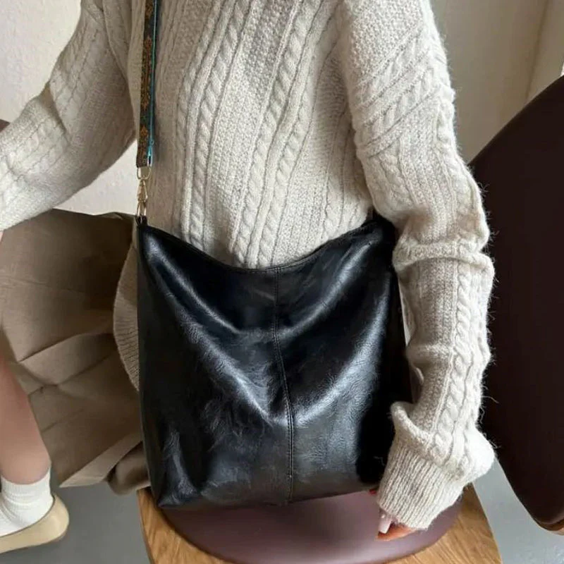 Sac Bandoulière Femme Wanda – Sac Élégant en PU avec Fermeture Éclair & Format Compact Quotidien - Image 15