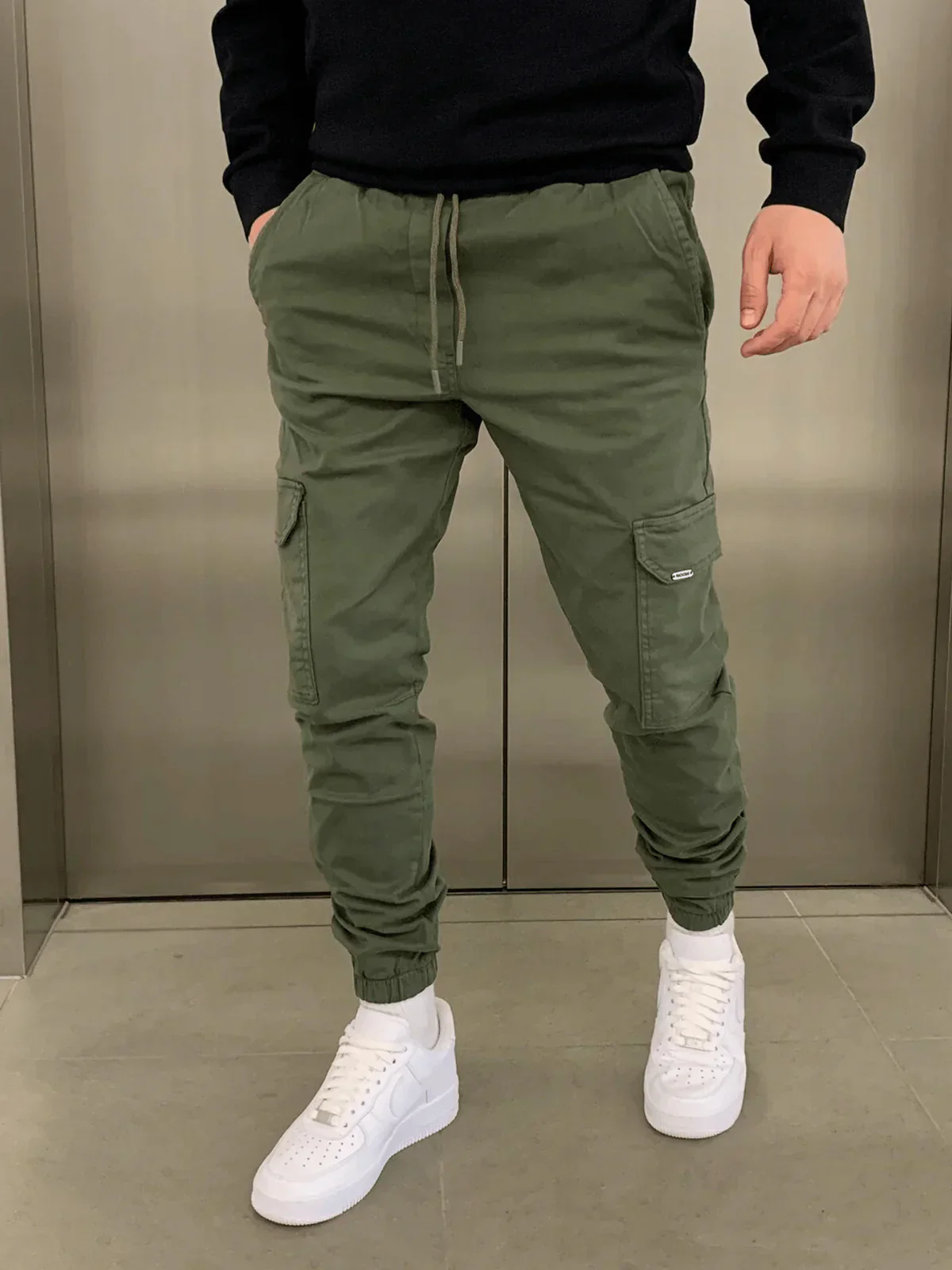 Stefan Pantalon Homme – Cargo Jogger Fit avec Taille Élastique & Poches Pratiques - Image 6